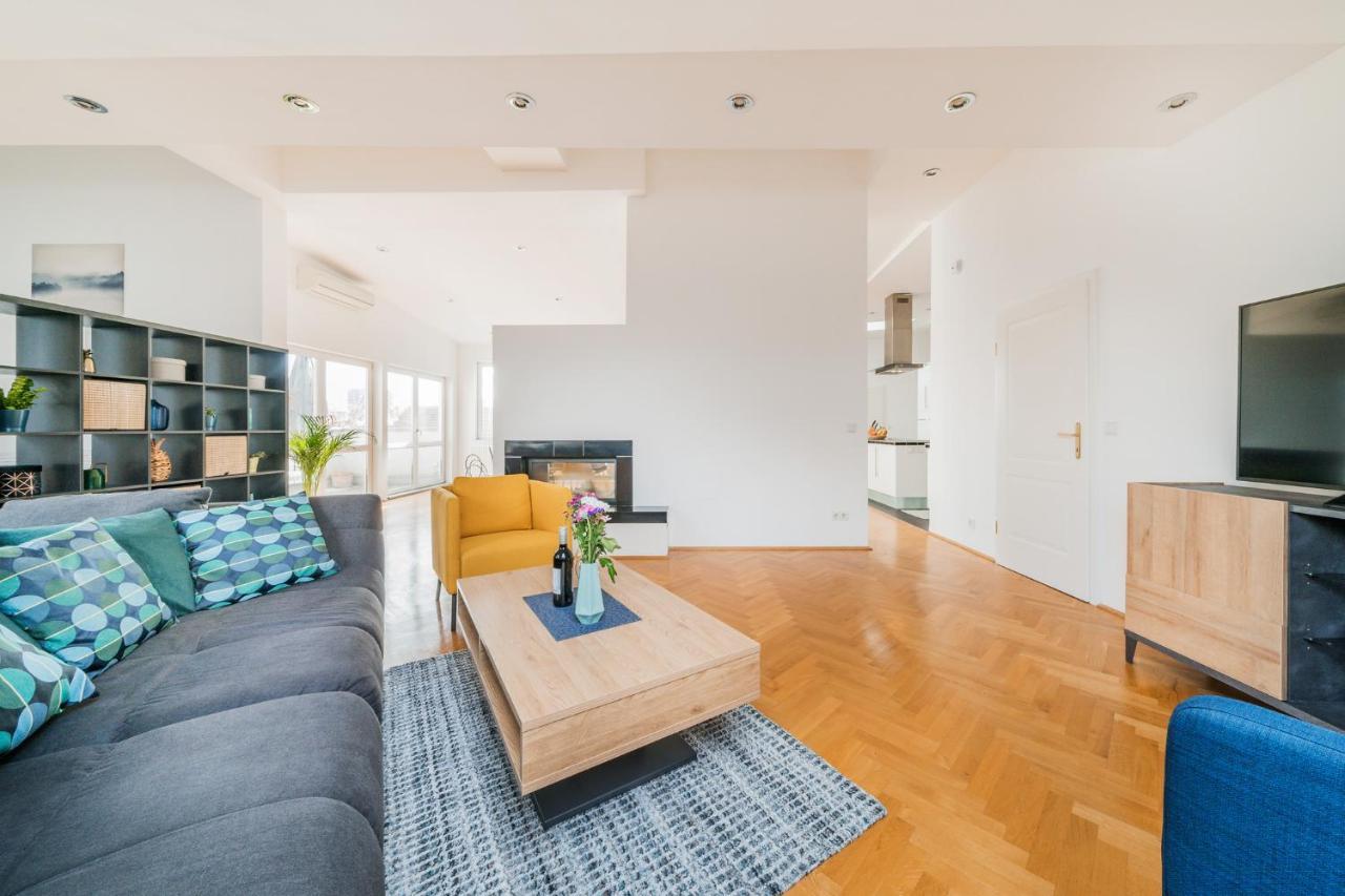 Penthouse Apartment - Sauna - Terrasse - Kamin - Ac Bécs Kültér fotó