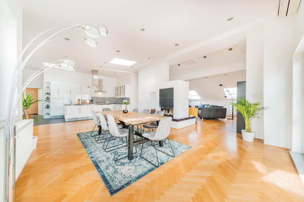 Penthouse Apartment - Sauna - Terrasse - Kamin - Ac Bécs Kültér fotó