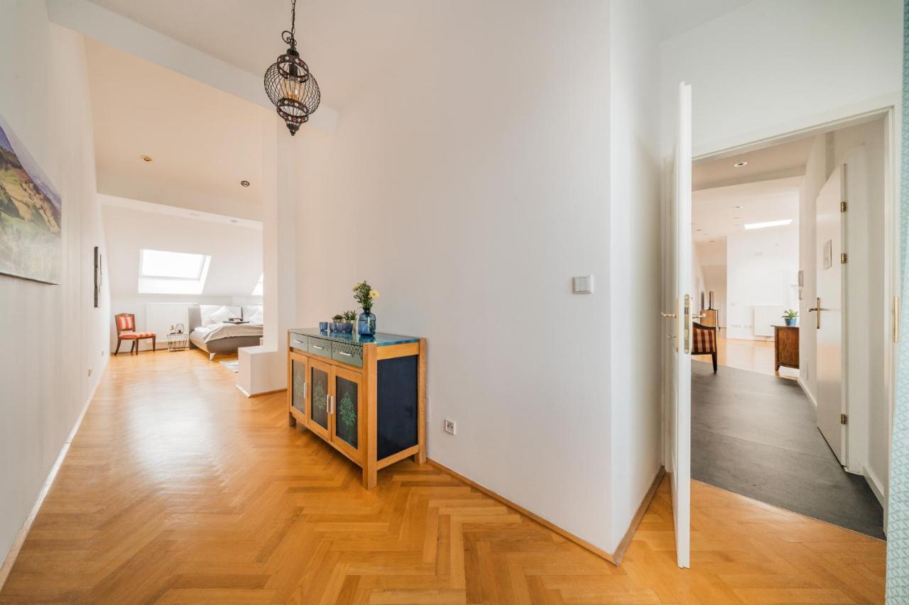 Penthouse Apartment - Sauna - Terrasse - Kamin - Ac Bécs Kültér fotó